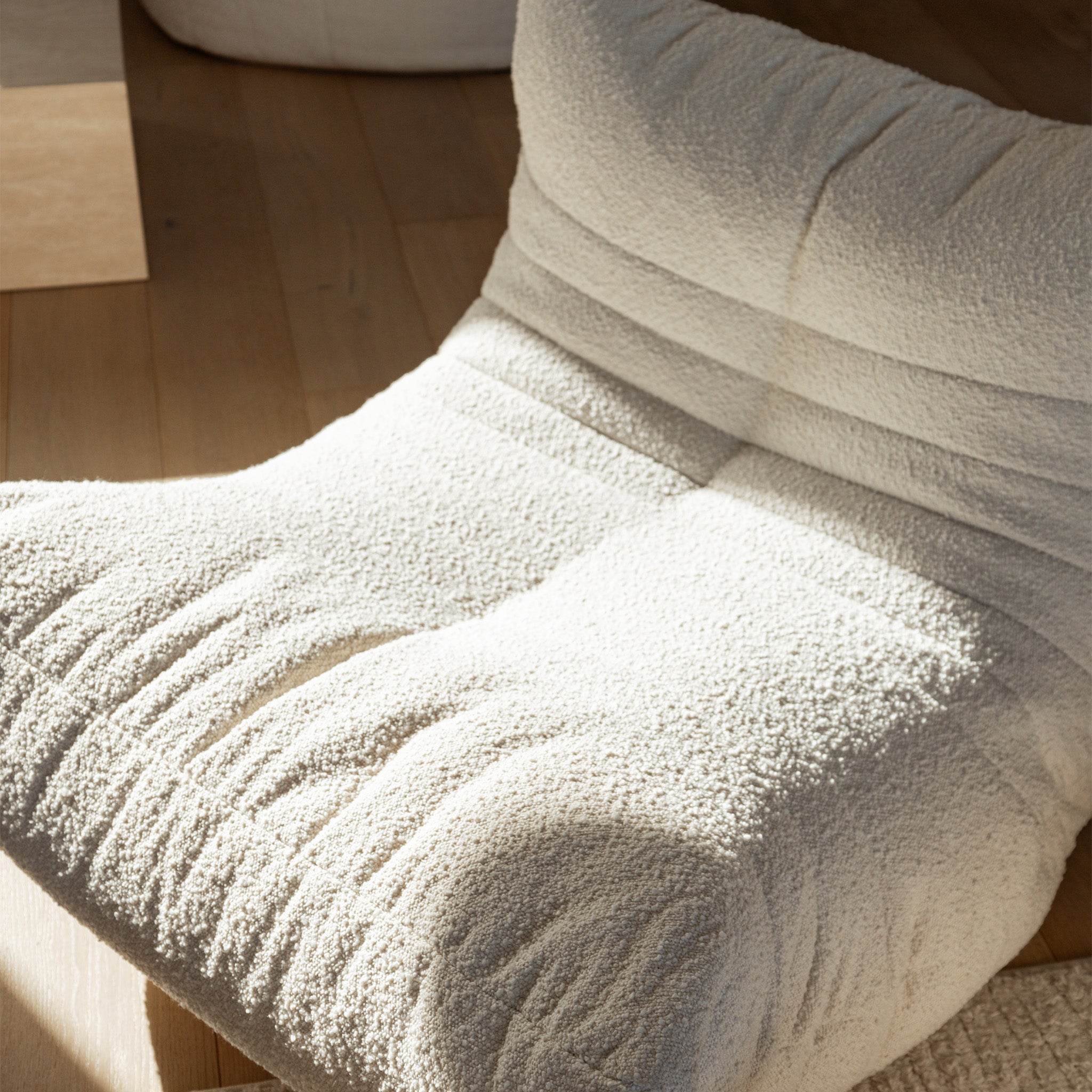 Acoustic Sofa - Interior