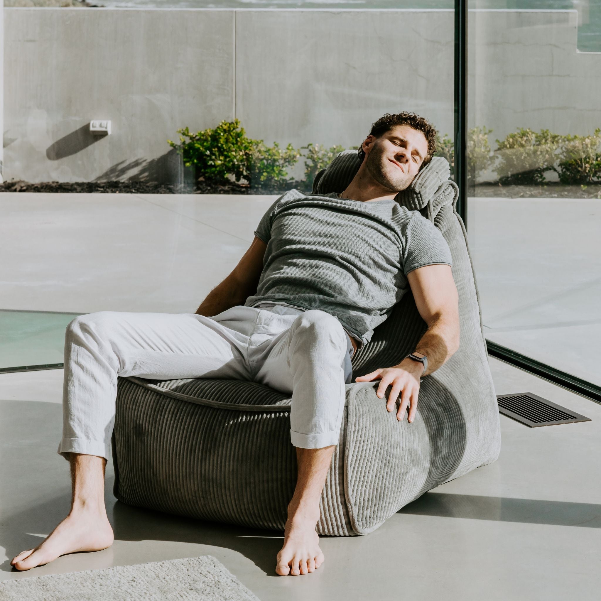 Calmera Lounge - Interior