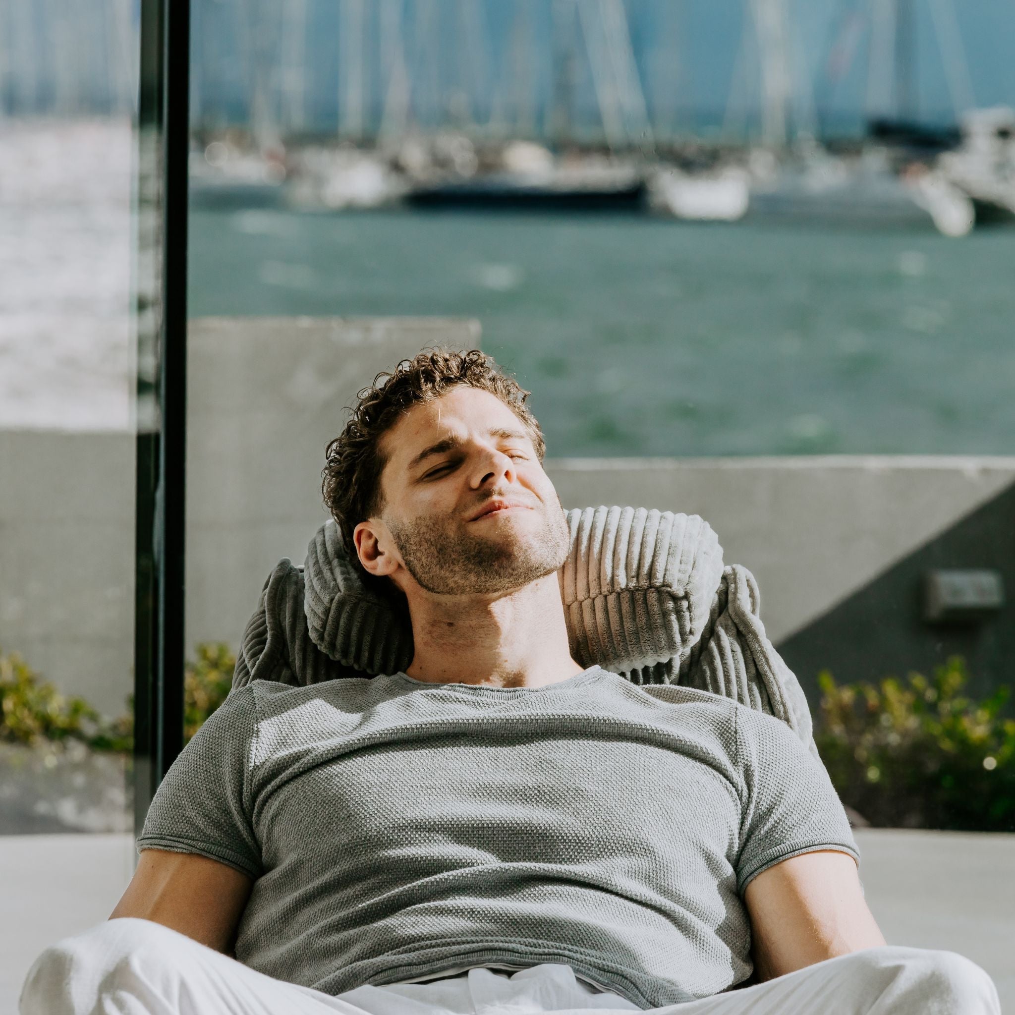 Calmera Lounge - Interior