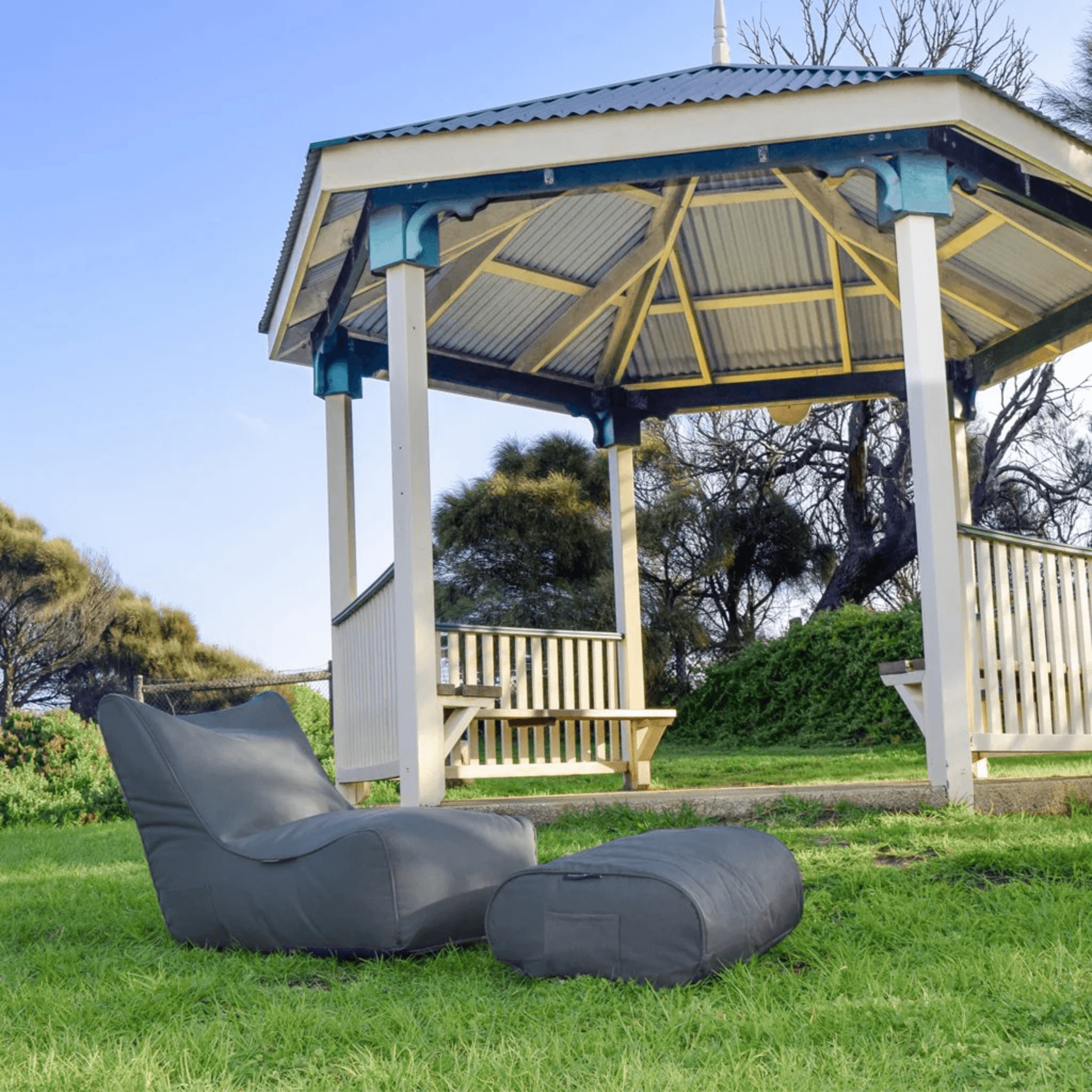 Evolution Chaise Set - Outdoor/Interior