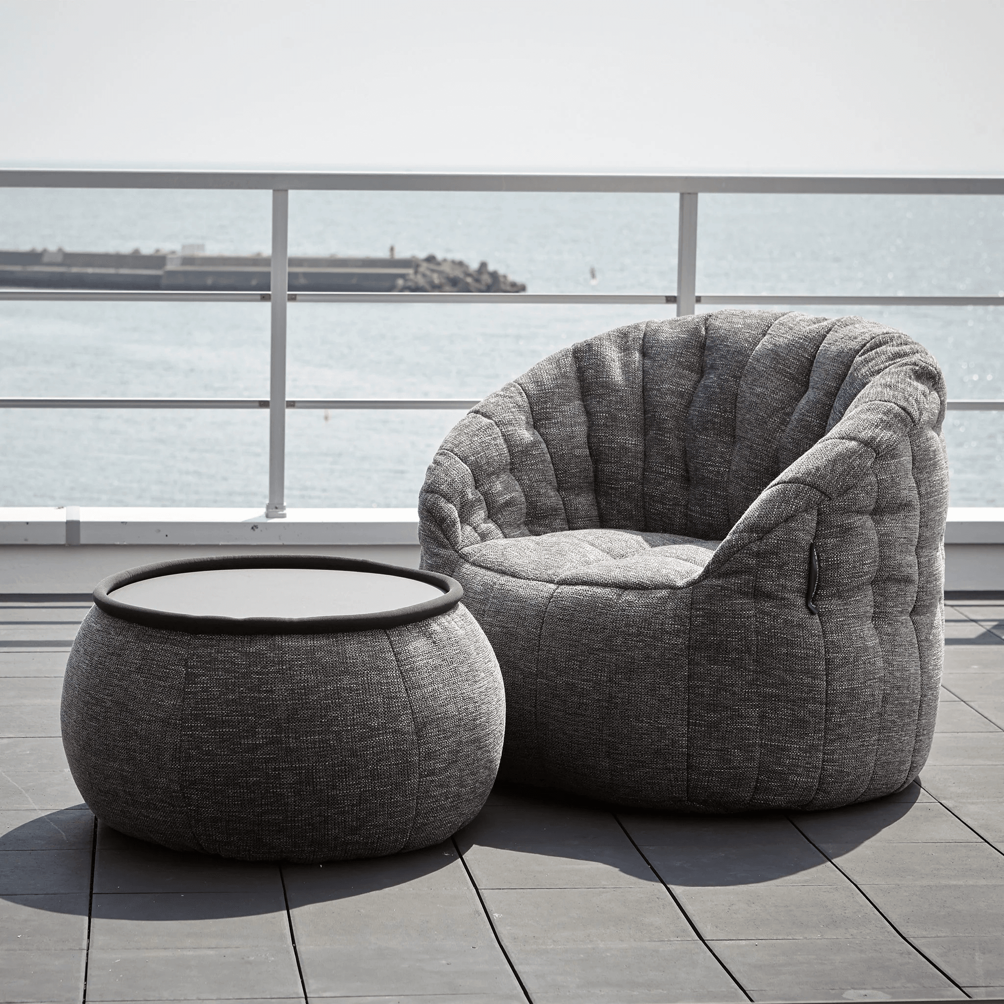 Butterfly Sofa - Interior